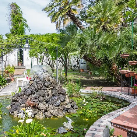 Casina De Goyzueta Bed & Breakfast